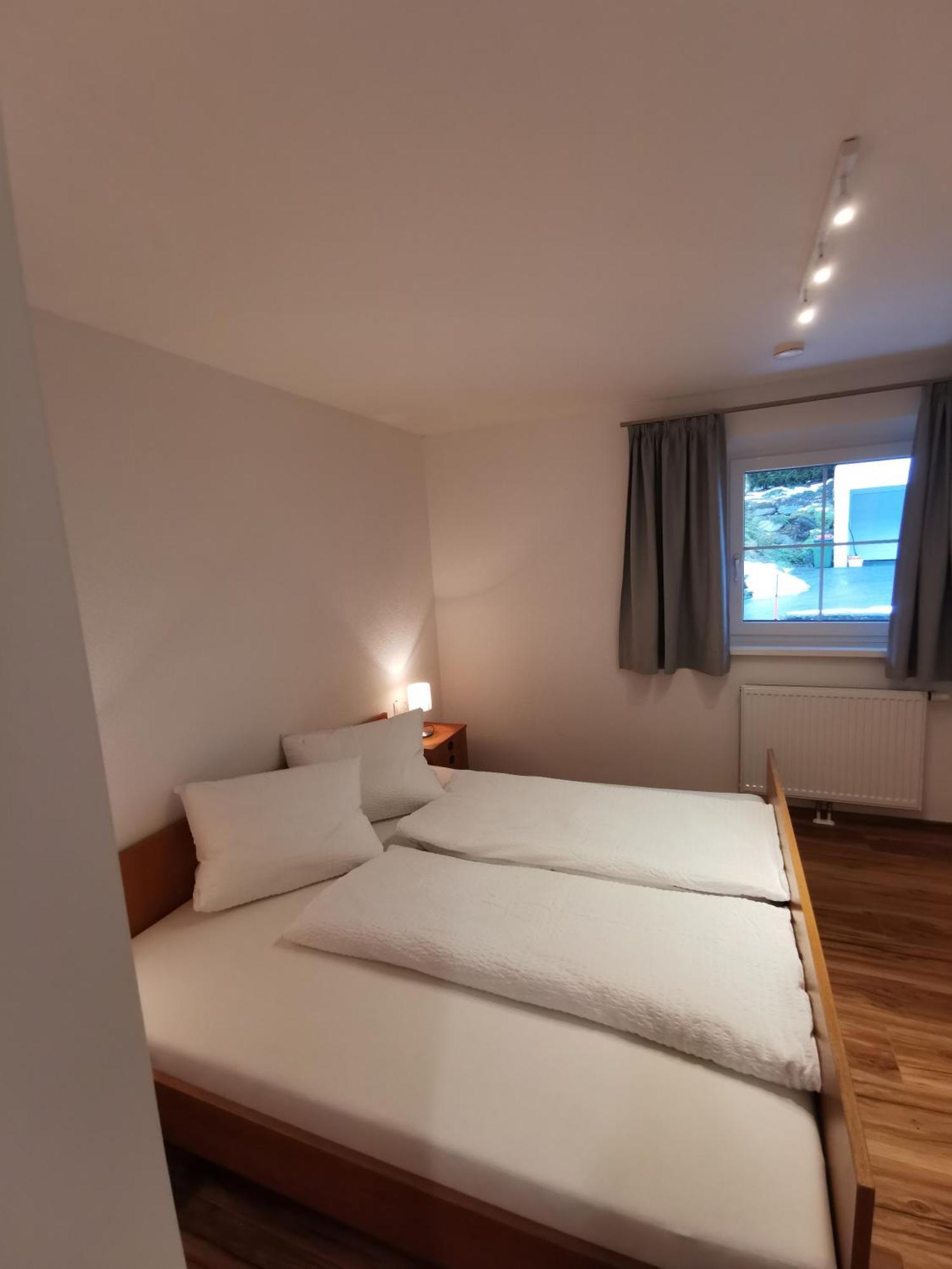 Apartments Haus Schoen - Preise Inclusive Pitztal Sommer Card Jerzens Camera foto