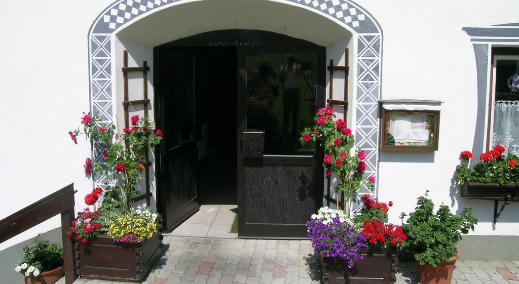 Apartments Haus Schoen - Preise Inclusive Pitztal Sommer Card Jerzens Esterno foto